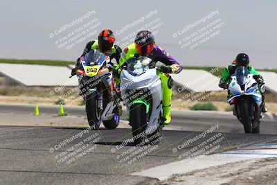 media/Aug-03-2025-TrackDaz (Sun) [[bf4a71acf9]]/B Group/1220pm (Wheelie Bump)/